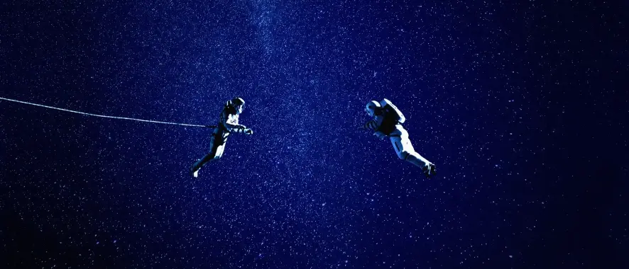 Відгук на фільм "Ти - космос" (2025): Безнадійне кохання в космосі під "Voyage Voyage"