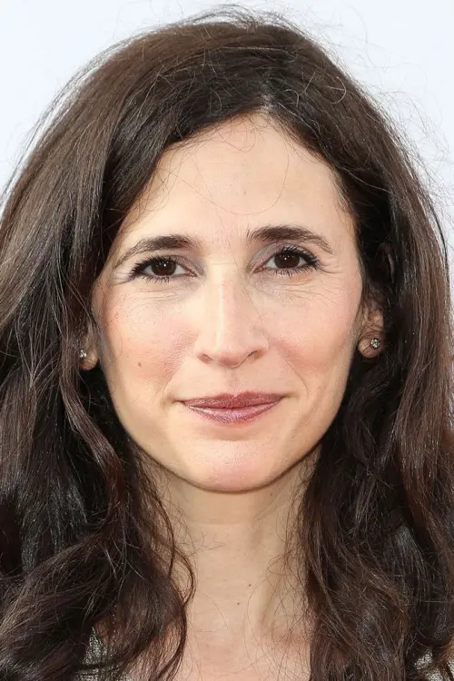 Мікаела Воткінс
