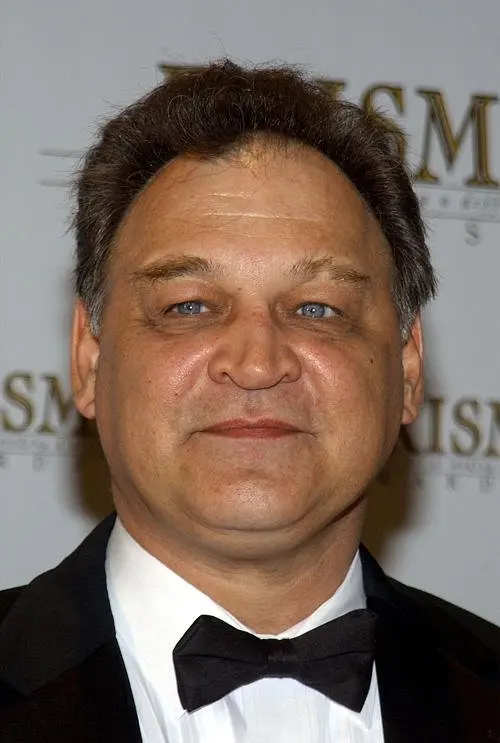 Ед О'Росс