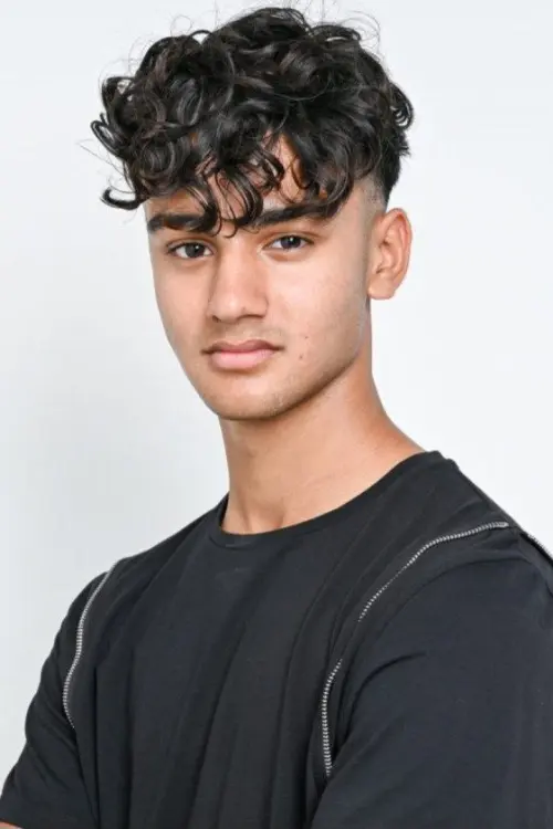 Кайзер Ахтар