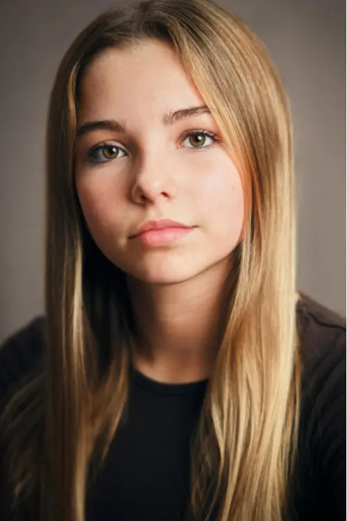 Емілія Голлідей