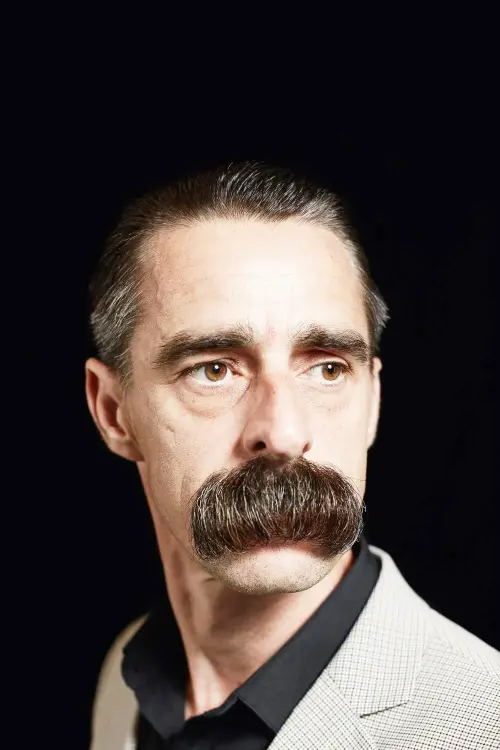 Цей Джайлз