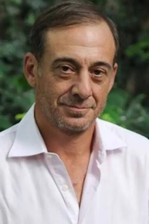 Алехандро Авада