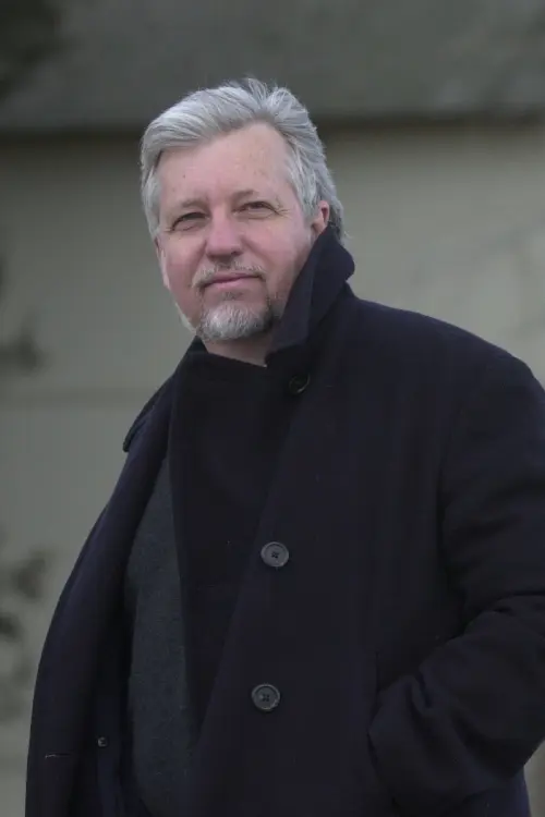 Ден Сіммонс