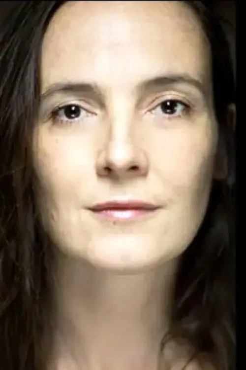 Estelle Tolstoukine
