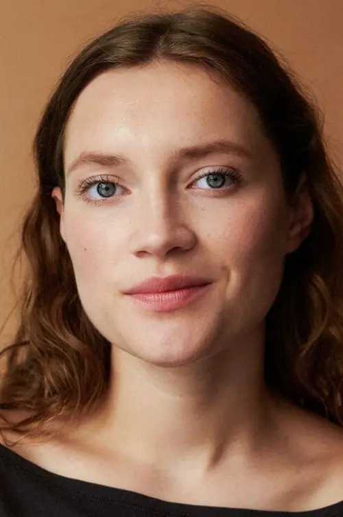 Хелена Філ
