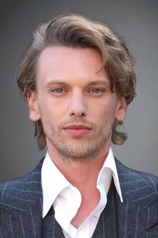 Джеймі Кемпбелл Бавер