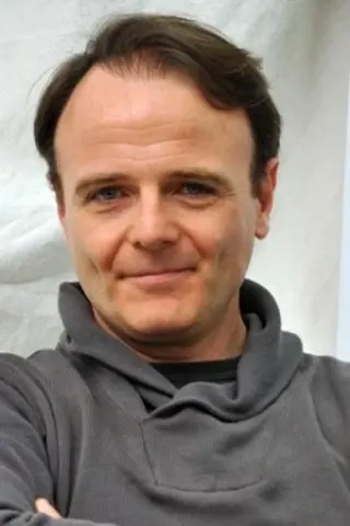 Луїс Мачін