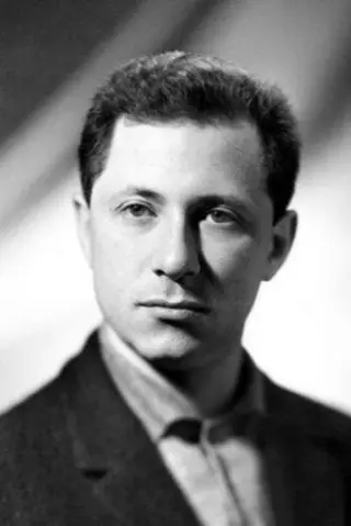 Николай Каретников