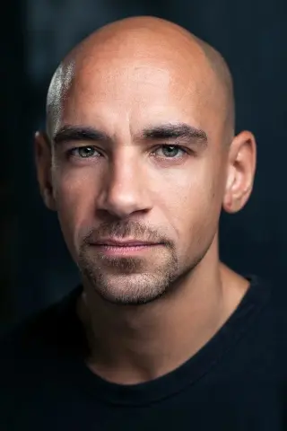 Фрейзер Айрс