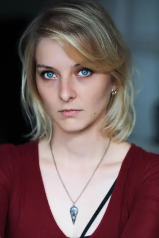 Луїза Лері