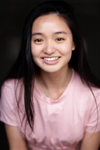 Lorraine Hong
