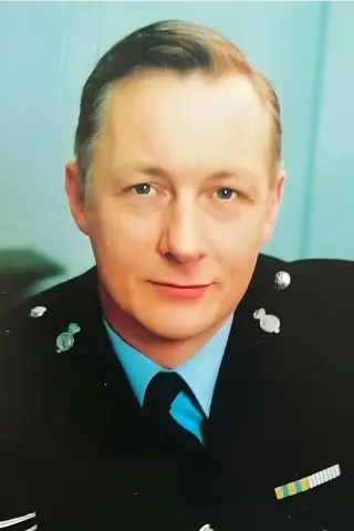 Дункан Белл