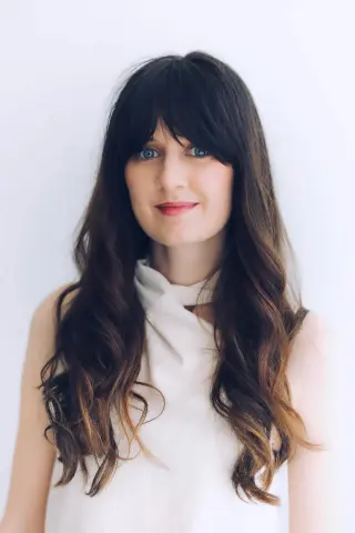 Емілі Кук