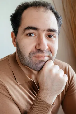 Канонічний роман