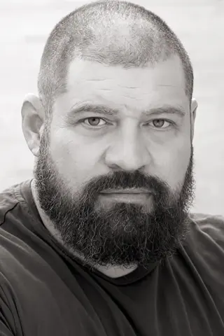 Бред Вільям Генке