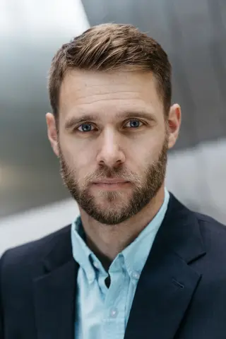 Адам Крюгер
