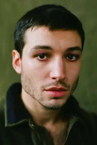 Езра Міллер