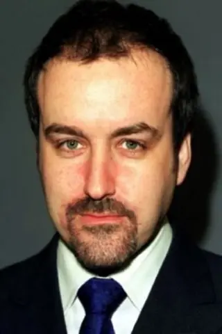 Девід Арнольд