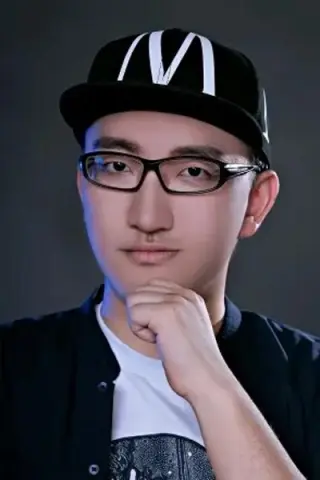Лян Давей