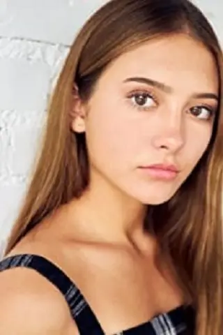 Еліс Коул