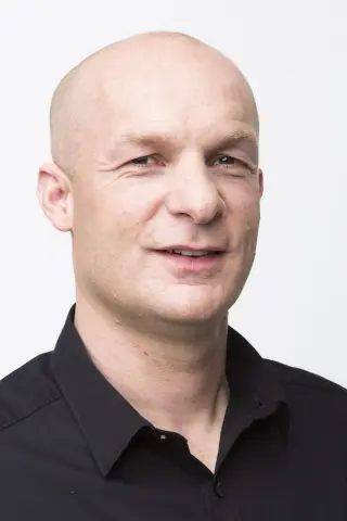 Крістофер Найтс