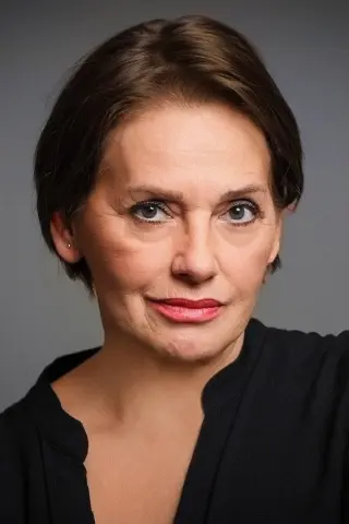 Нур Сурір