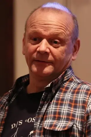 Арвід Онес