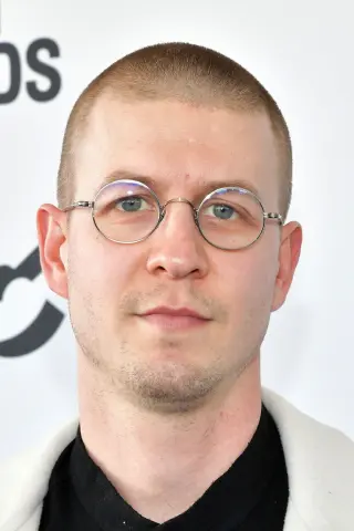 Бенджамін Леб