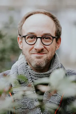 Порт Рукавіна