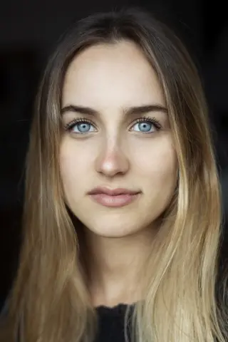 Клаудія Стечер
