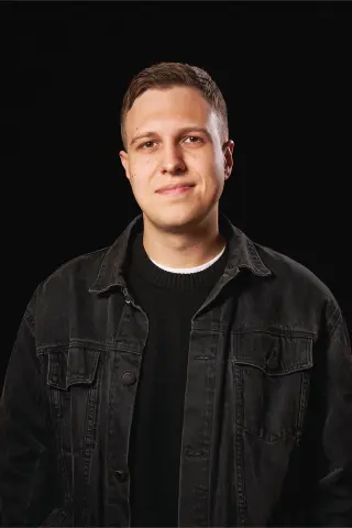 Максим Сердюк