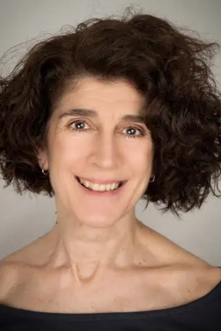 Анна Савва