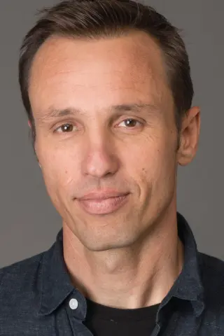Маркус Зузак