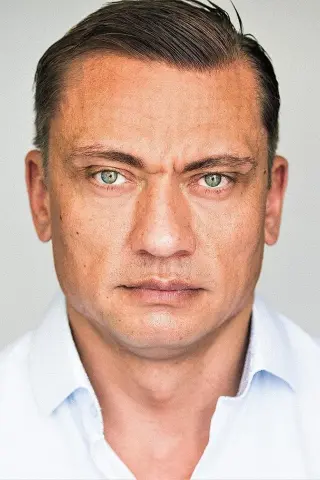 Алекс Батареану