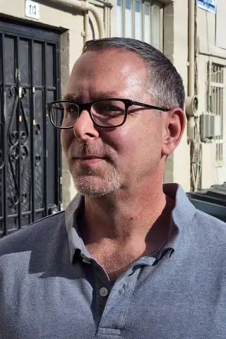Warren Zide