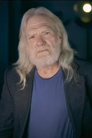 Томмі Крамер