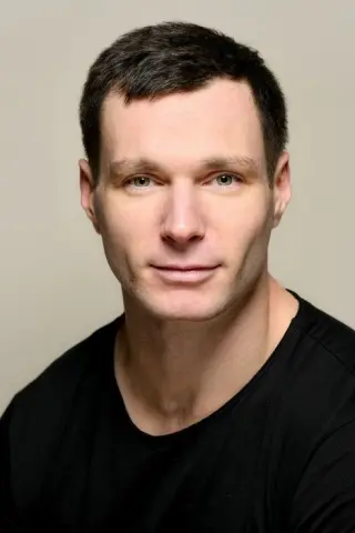 Арі Бліндер