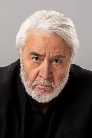 Угур Юсел