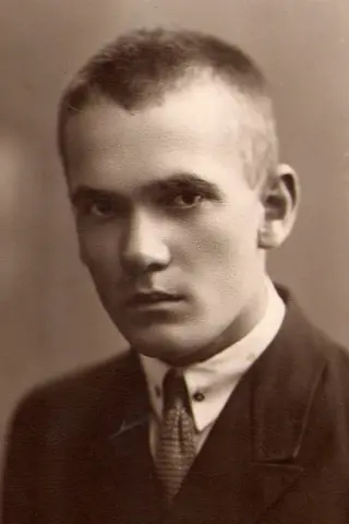 Максим Лужанин