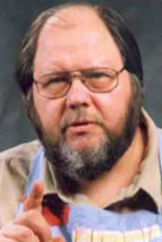 Павел Романов