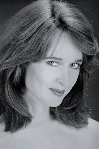 Камілла Кітон